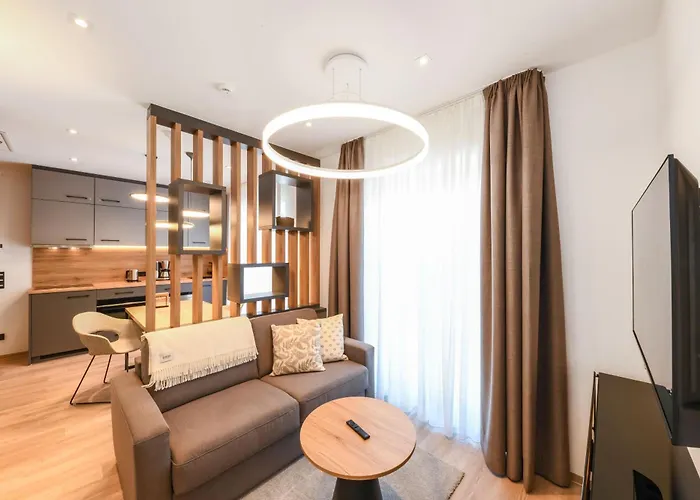 1 - Schmiedefeld - Klein Und Fein